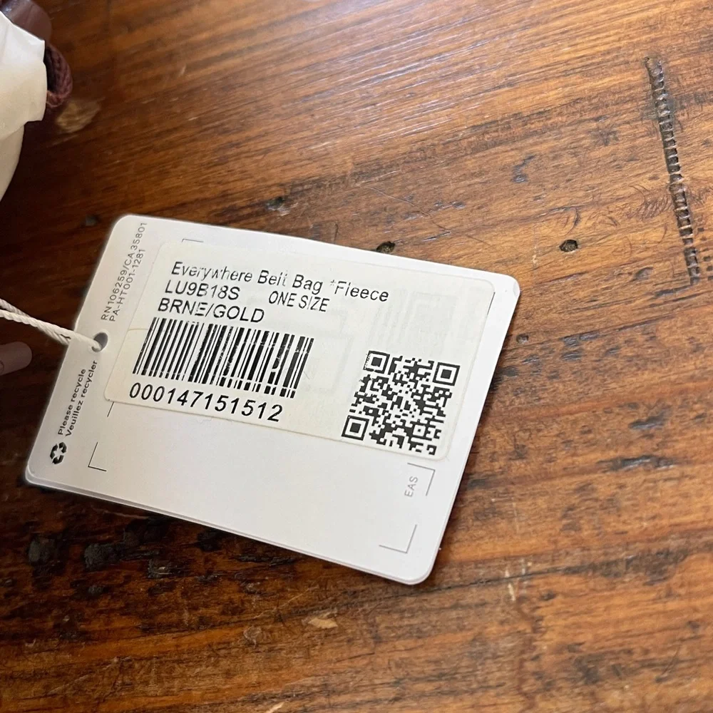 LuluLemon Fleece Everywhere Belt Bag BROWN - Picture 5 of 7